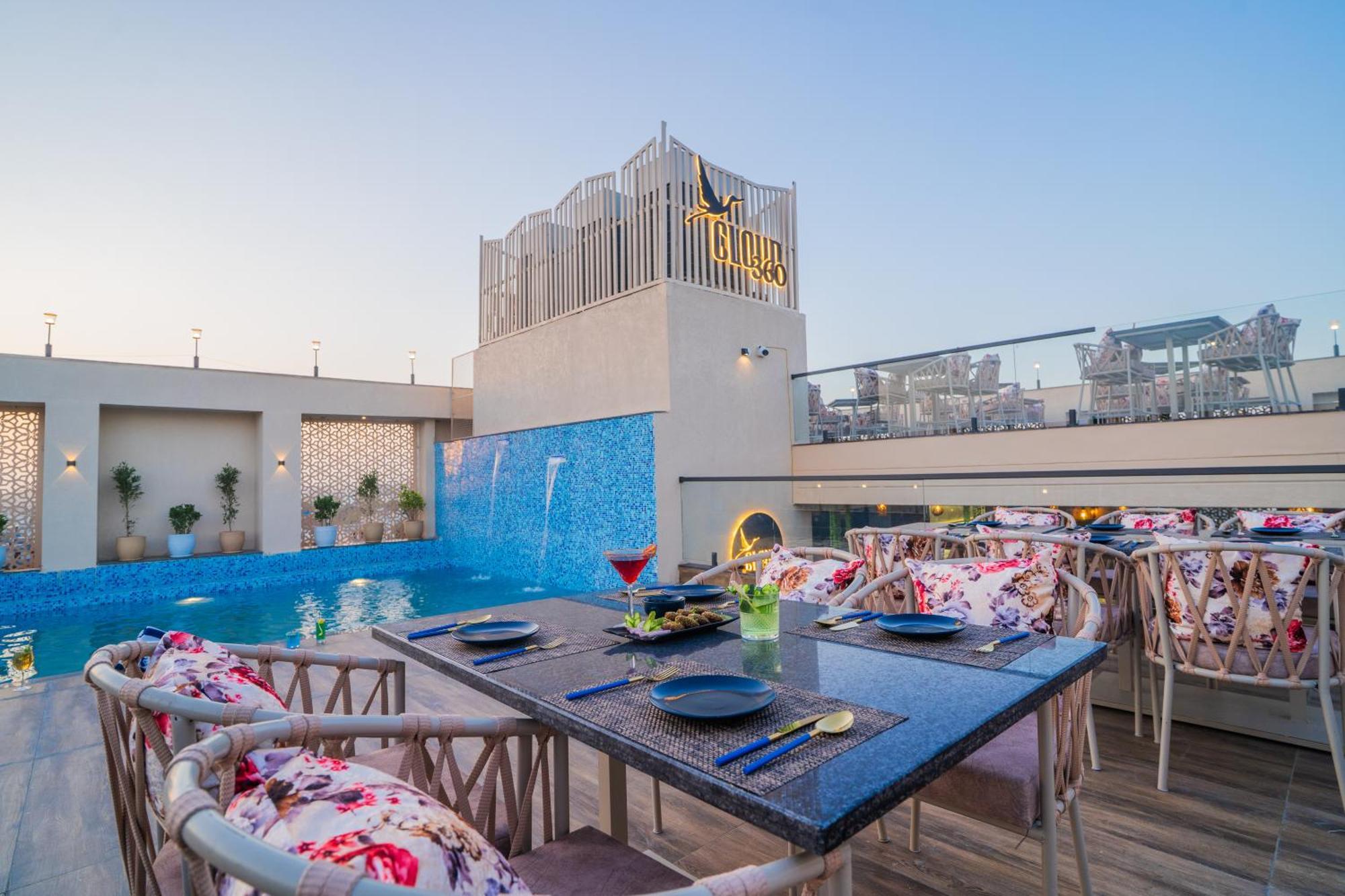 Royal Prime - A City Center Boutique Hotel In Jaipur Exterior photo