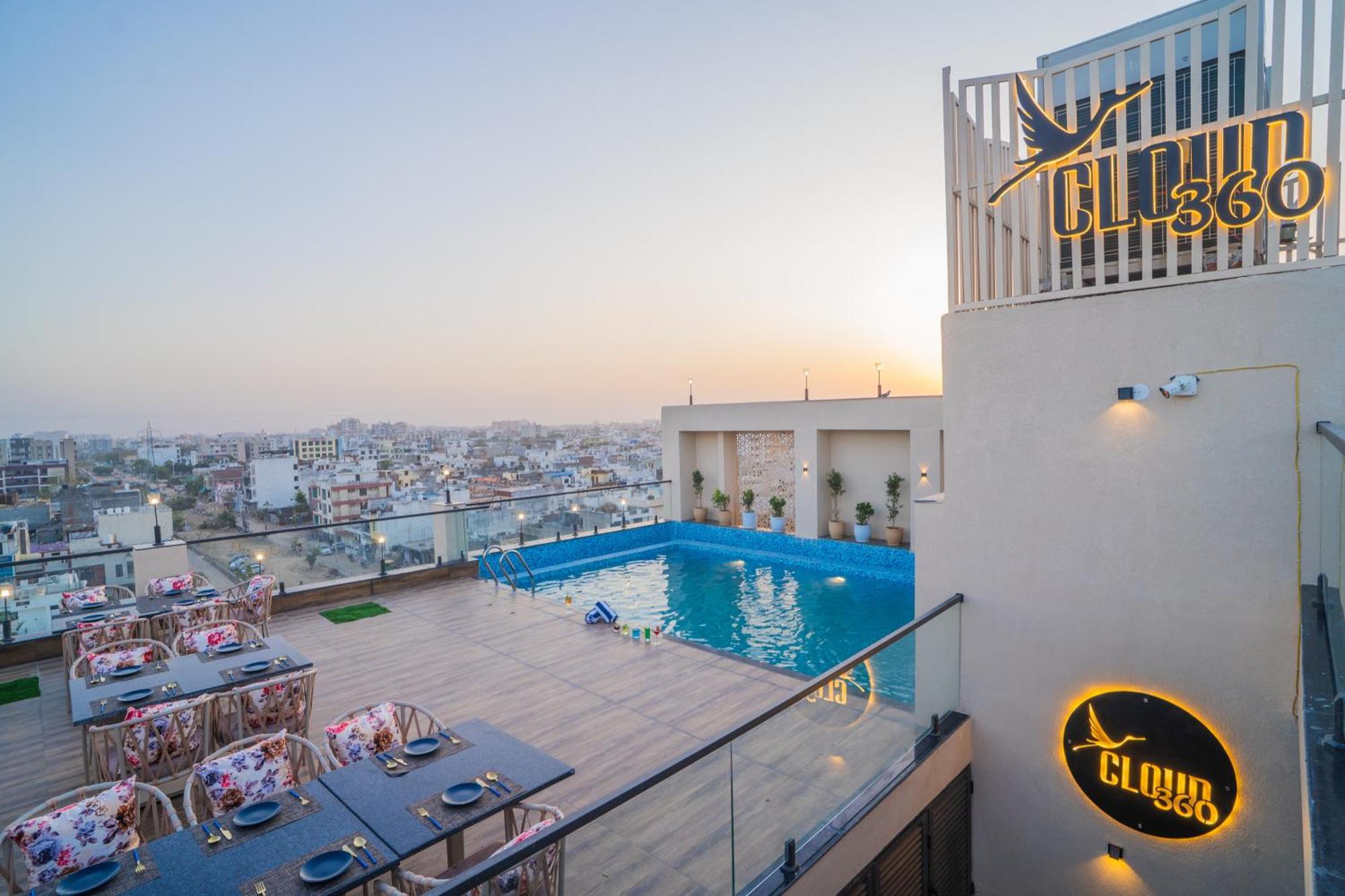 Royal Prime - A City Center Boutique Hotel In Jaipur Exterior photo