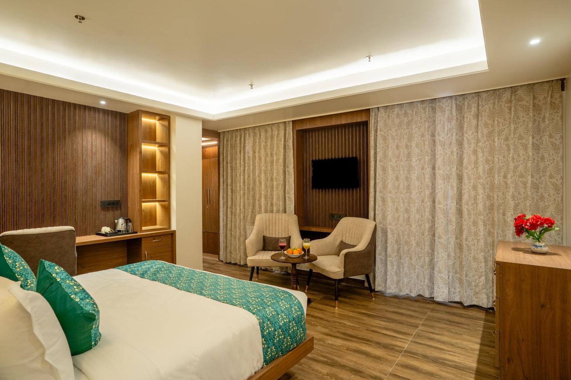 Royal Prime - A City Center Boutique Hotel In Jaipur Exterior photo